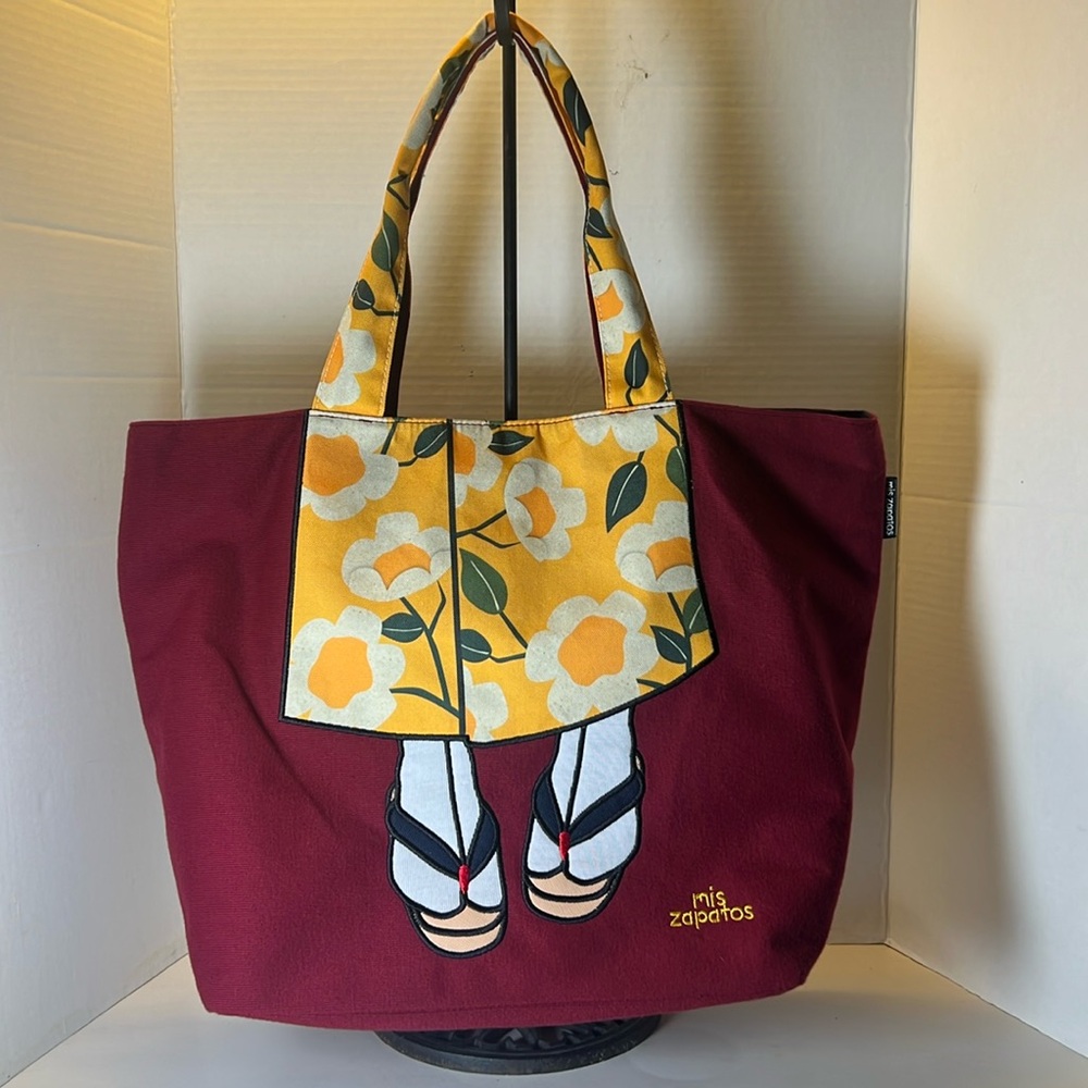 Turn Over Mis Zapatos Kimono Floral Maroon & Yellow Tote Bag Geta Sandals Design